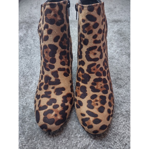 Jolimall NWOT  Leopard Print Ankle Boots Size 9 heels zip closure - Picture 4 of 7